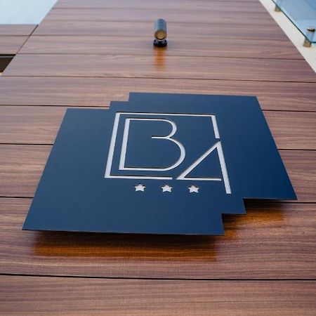 Hotel B4 Oradea Eksteriør bilde