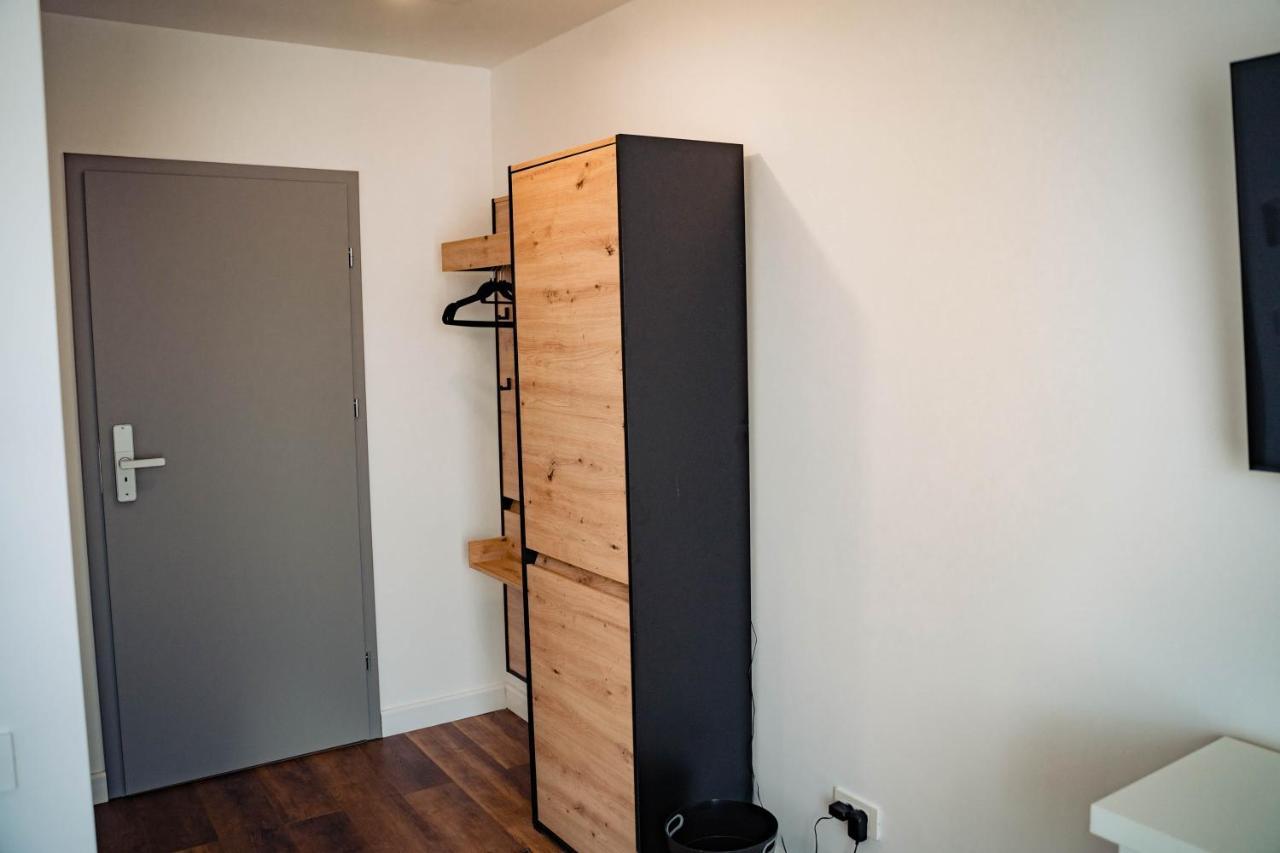 Hotel B4 Oradea Eksteriør bilde