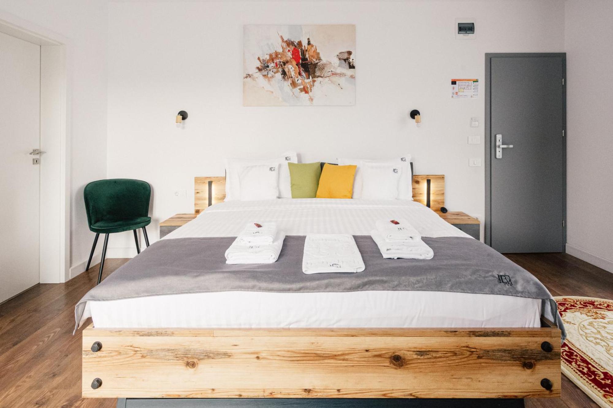 Hotel B4 Oradea Eksteriør bilde