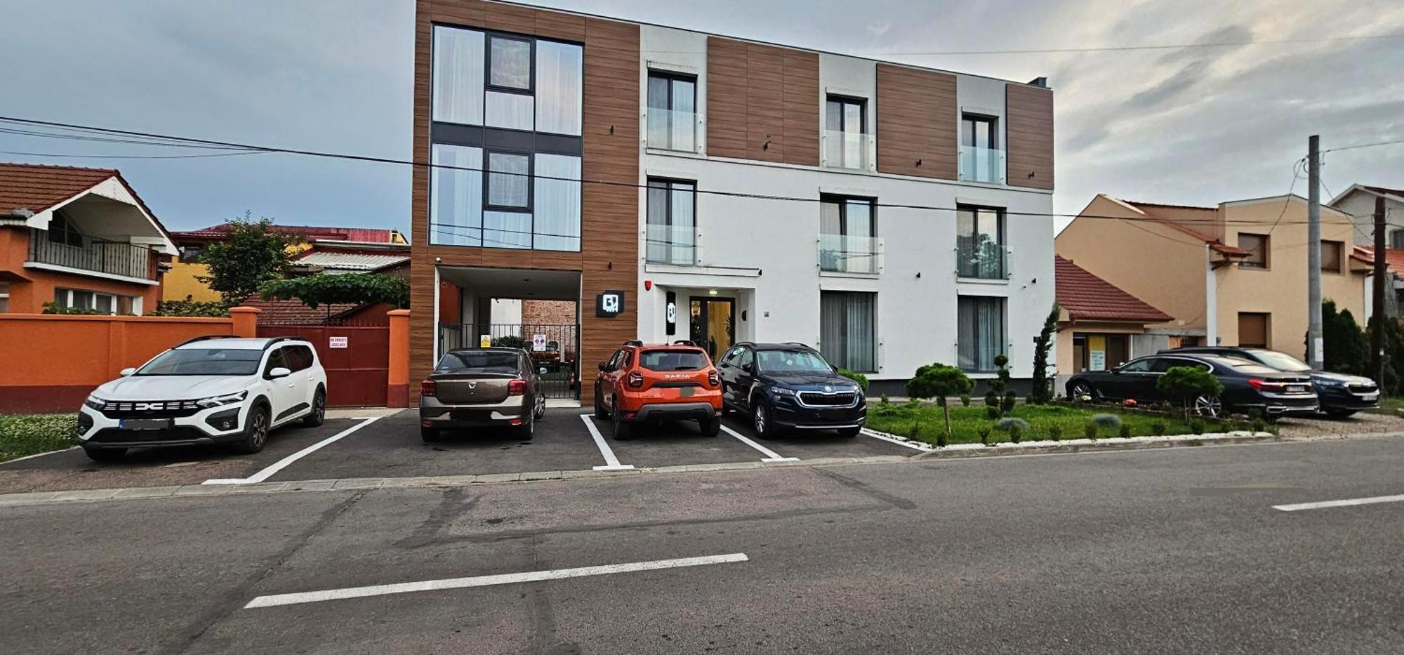 Hotel B4 Oradea Eksteriør bilde